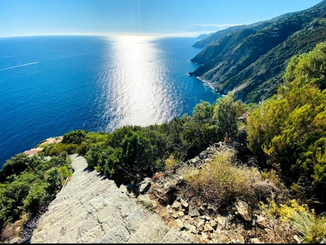 Ostello Ninin De Ma' Framura Bagian luar foto